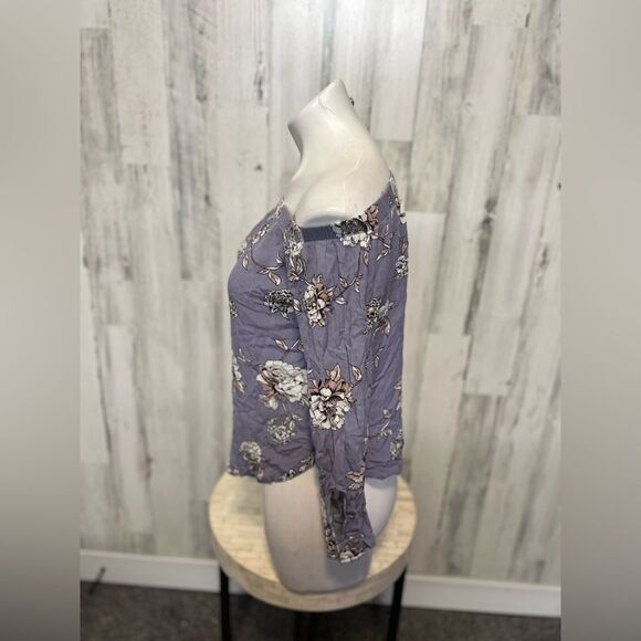 Floral blouse - Picture 5 of 6